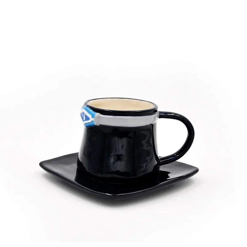 Tegneserie kaffekop og underkop hatformet vandkopper cosplay anime chopper ace sabo keramisk krus desserttallerken: Rød