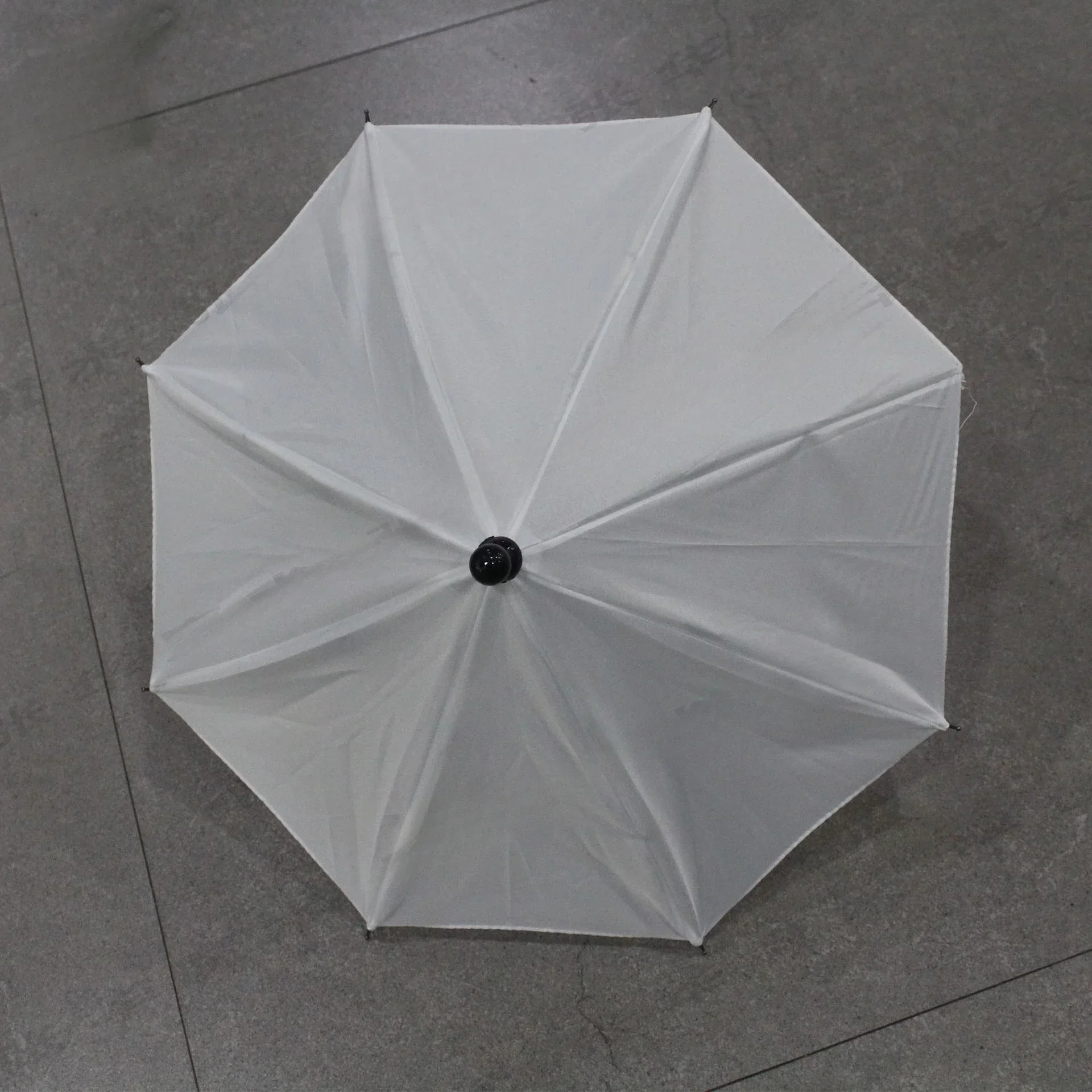 Truco de Magia con paraguas (33cm de longitud), dispositivo de Magia de seda para paraguas, accesorios de Magia para escenario, accesorios de Magia, trucos, ilusiones de mago: Blanco