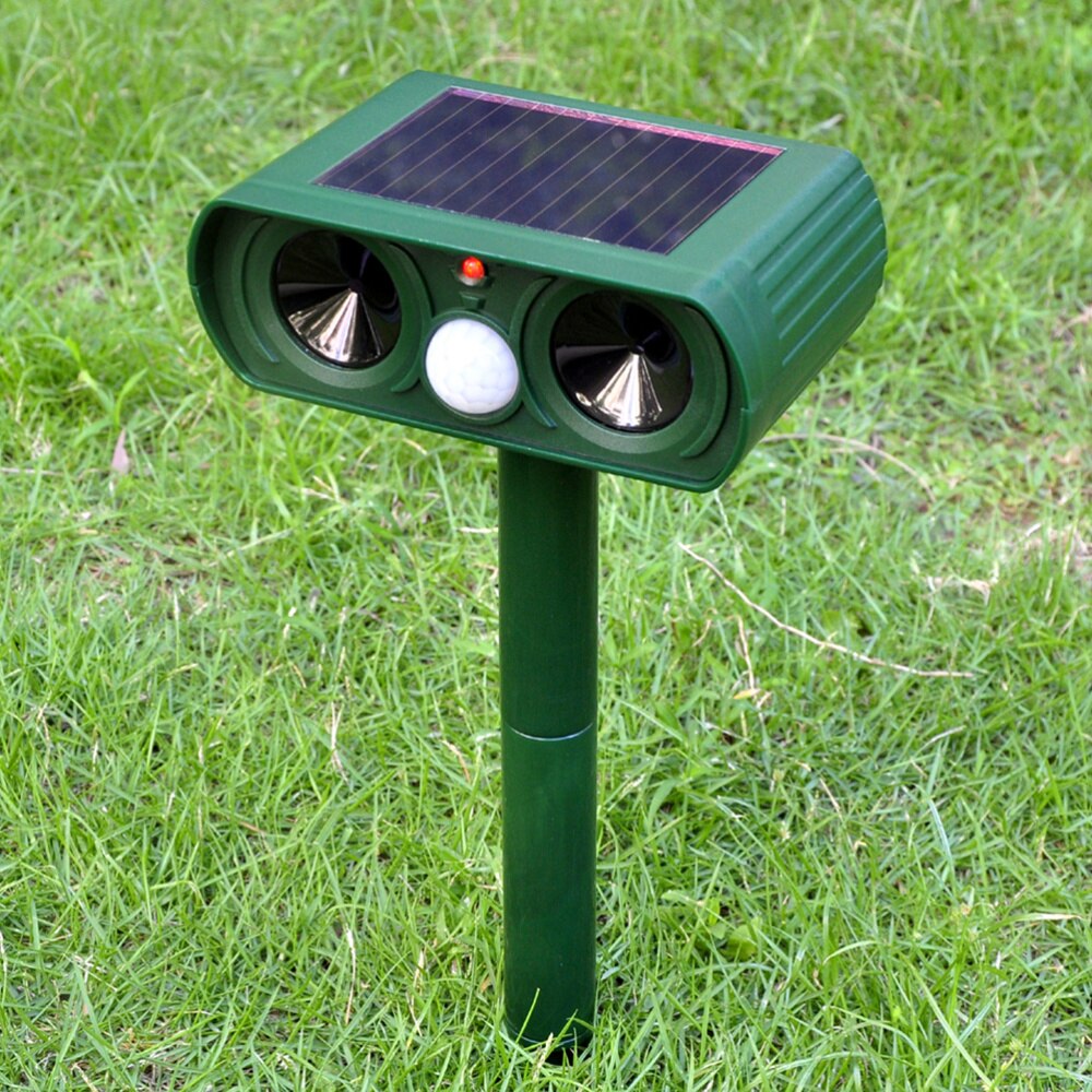 Solar Powered Motion Activated Animal Ultrasonic Cats Dogs Repeller Frighten Animals For Outdoor Gardening (Dark Green)