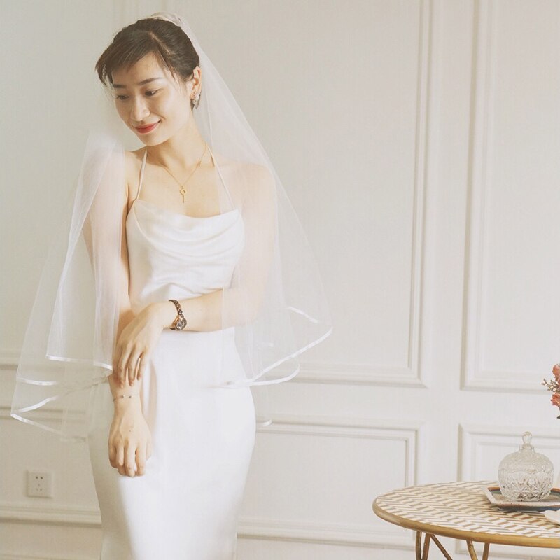 Eenvoudige en elegante bruidssluier bruids tule sluier met kam en kanten lint rand wit (wit)