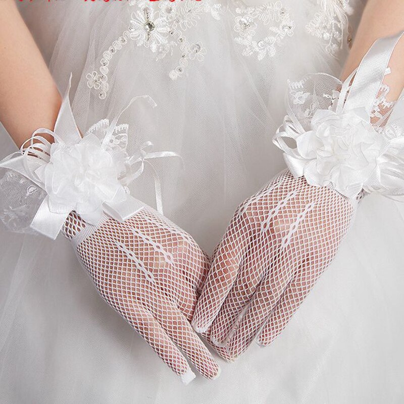 Neue Spitze Braut Handschuhe Hochzeit zubehör Günstige spitze handschuhe frauen Braut accessoires mariage hochzeit handschuhe