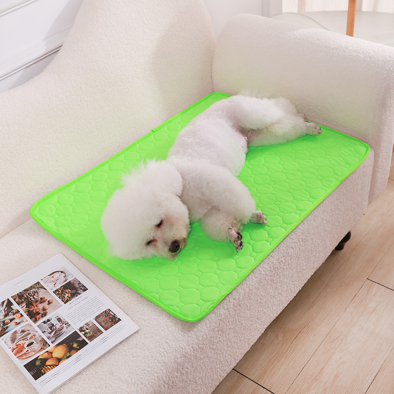 Manta absorbente reutilizable para perros, almohadilla lavable para entrenamiento de cachorros, cama para mascotas, alfombrilla para orina, funda para asiento de coche, suministros para mascotas: L / YELLOW