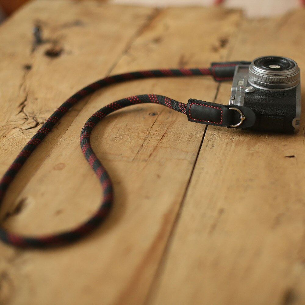 Camera nekband handgemaakt zwart patroon klimtouw zwart leer van windmup