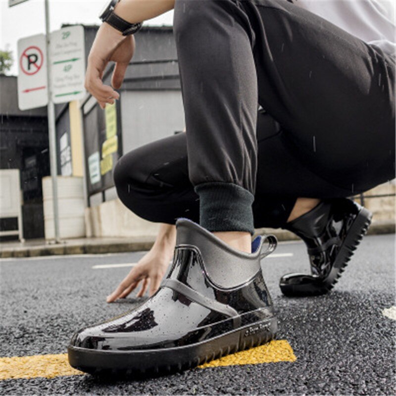 Men's PVC Waterproof Ankle Rainboots Rubber Non-slip Car Wash Kitchen Work Shoes Platform Male Booties zapatos de hombre