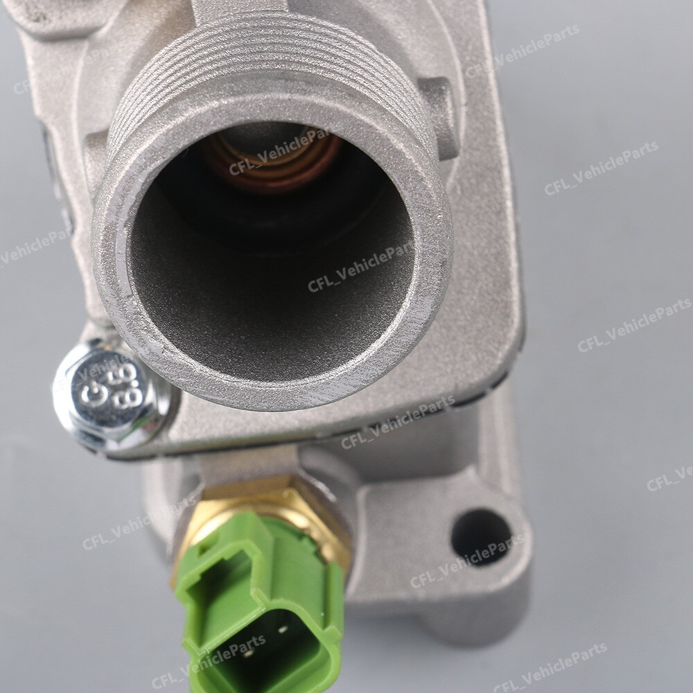 Moottorin jäähdytysnesteen termostaatti 31293698 volvo  c70 s60 s80 v70 xc70 xc90 2.3l 2.4l 2.5l l5: lle