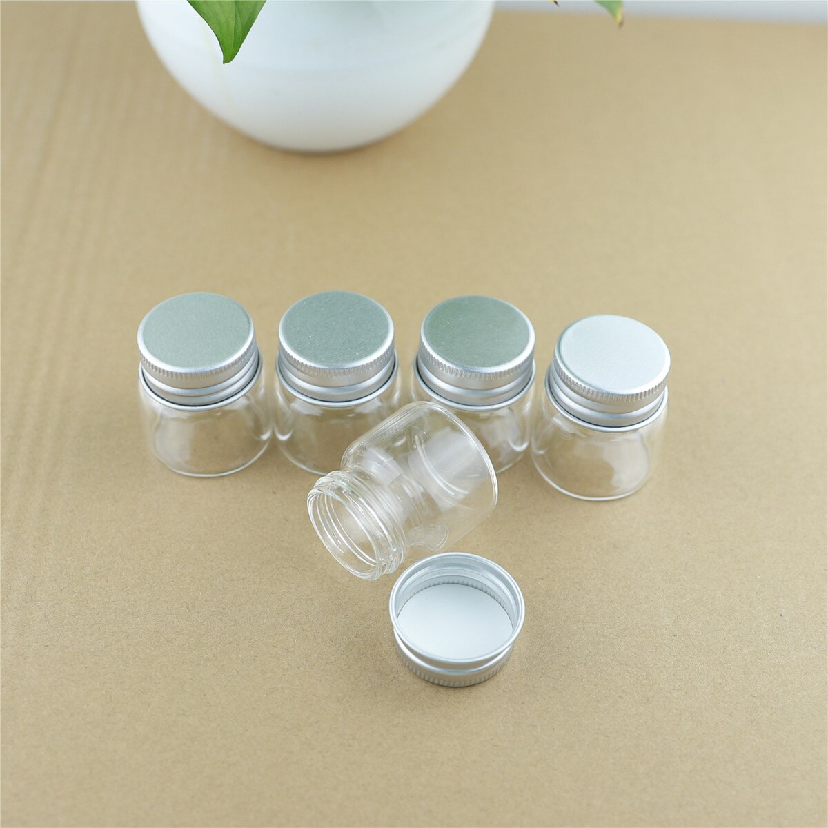 Mini bouteille en verre de 25ml, 24 pièces/lot, 37x40mm, bocaux vides, petit conteneur, bouteilles décoratives, pots de stockage d'épices, Diy