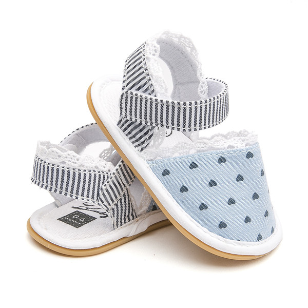 Aankomst Bloemen Streep Hart Baby Meisjes Sandalen Katoen Stof Rubberen Zool Baby Wieg Schoenen Baby Mocassins Sandalen Schoenen: blue heart / 2