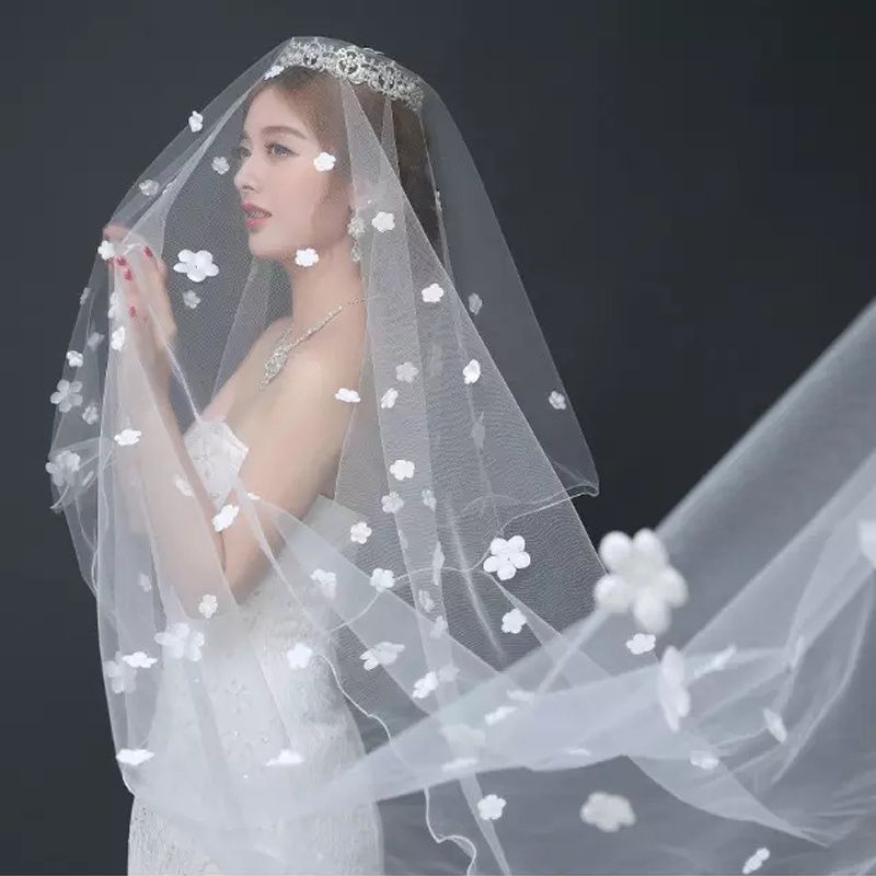 Blomma bröllop tillbehör 3m svansslöja brud romantisk bröllopsslöja 1 lager spets utan kam