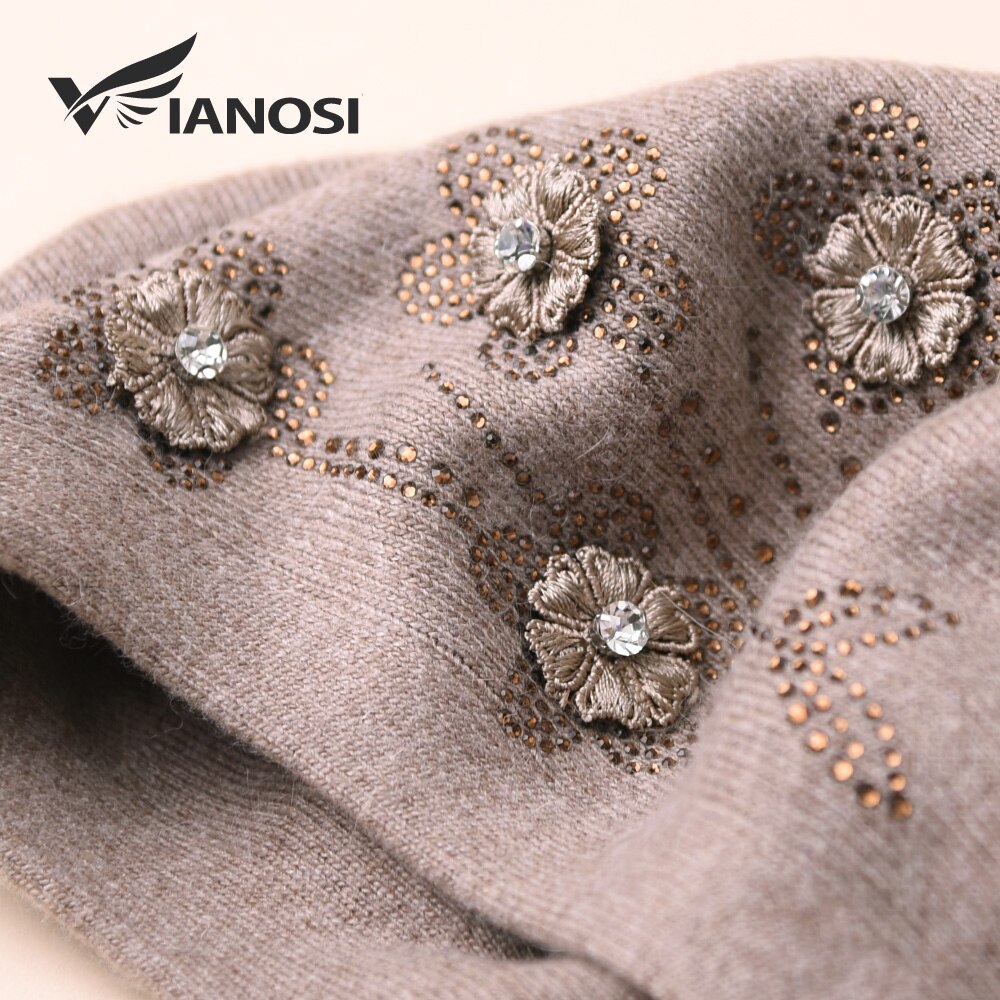 Vianosi vinteruld kvinder baret varm blomst rhinestones strikkede kvindelige hatte hætter