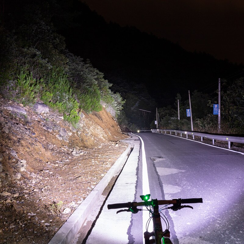ROCKBROS LED Bike Light USB Oplaadbare Fiets Licht Regendicht Aluminium Ultralight Zaklamp 2000mAh MTB Voorlamp Koplamp