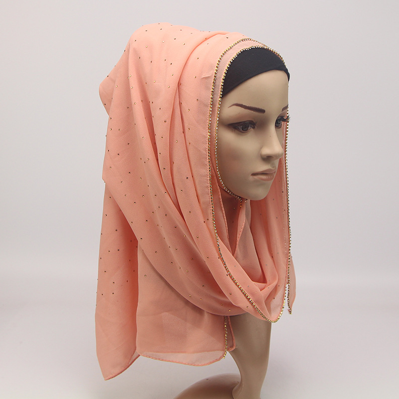 Yiwu usine femme musulmane en mousseline de soie chaude turquie arabe froissé hijab écharpe: Pastèque rouge