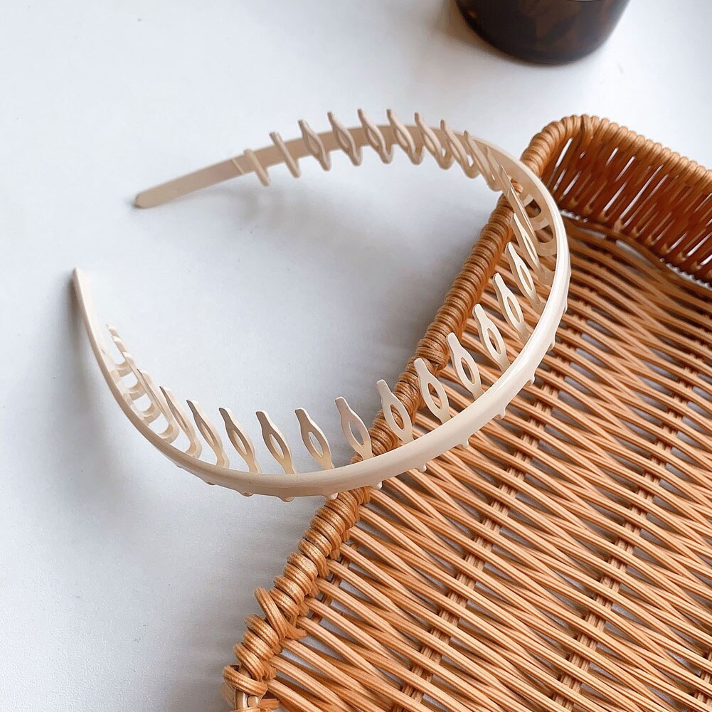 Men Women Unisex Hair Comb Zigzag Band Notched Headband Sport Headband Hairband Anti-slip Hairband For Face Washing: white