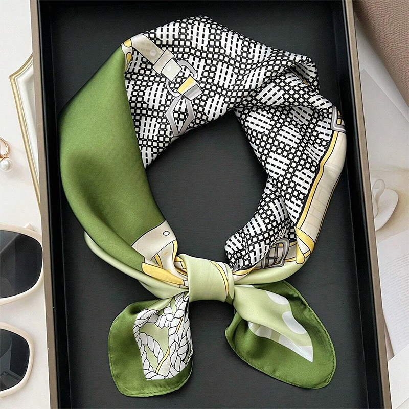 Luxe Sjaal Vrouwen 70*70Cm Satijn Zijde Gevoel Vierkant Haar Wikkelen Foulard Satijnen Sjaal Big Size Hoofd Bandana hijab Zakdoek: green