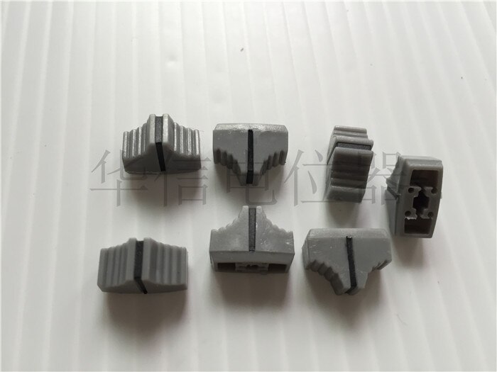 10 stk hj -319 12.8 mmx 6.7 mmx 9.5mm 4mm equalizer fader potentiometer gråt hættehul (switch)