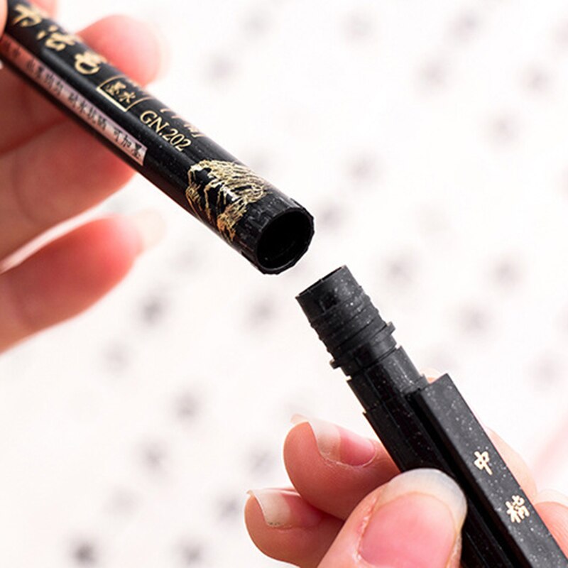 4pcs Calligraphy Pen Set Learning Extra Fine Brush Hand Lettering Drawing Water-based Signature Designs For School Art Supplies