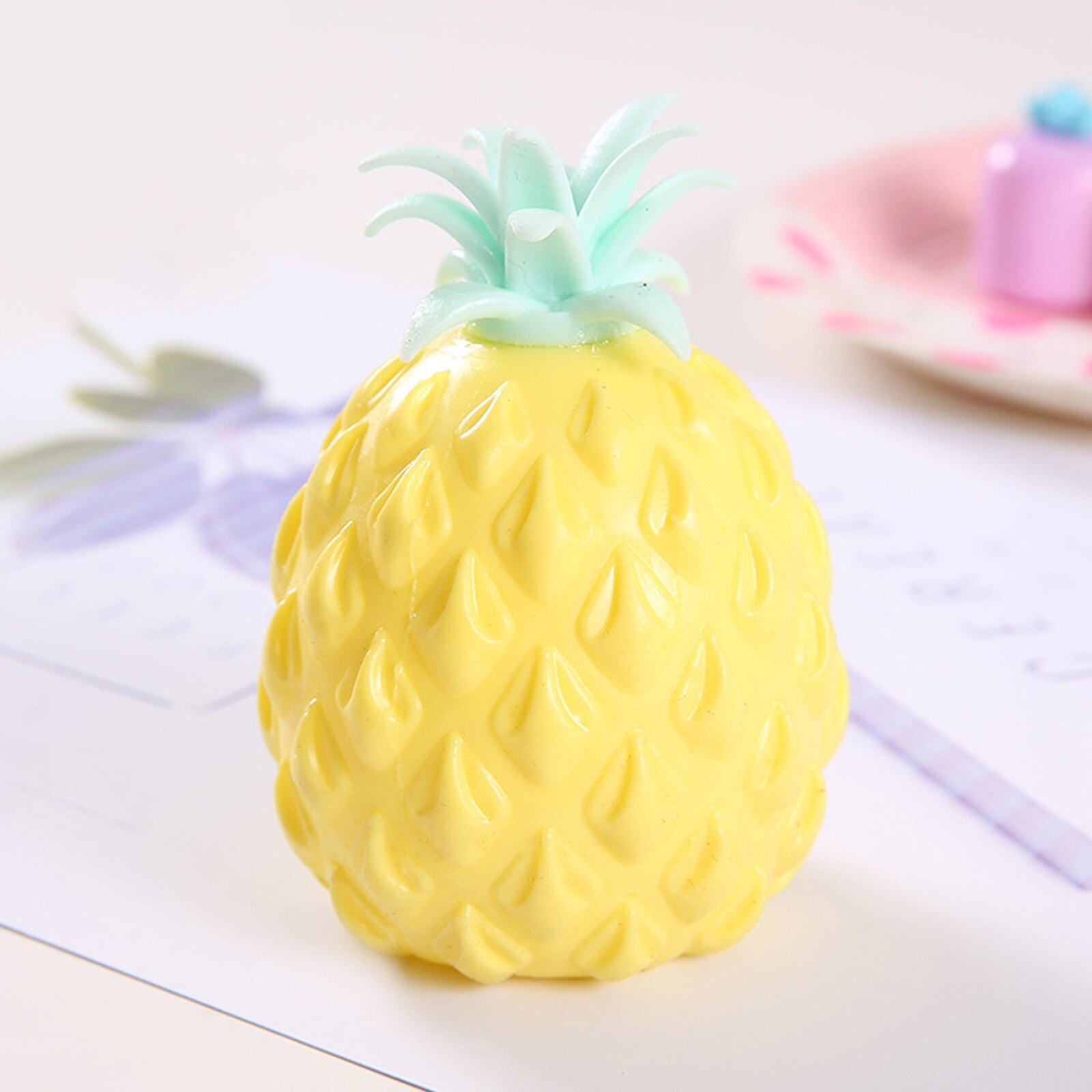 Gniotek antystresowy-juguetes de descompresión de piña de simulación, juguete de descompresión con liberación de presión para oficina, 50ml