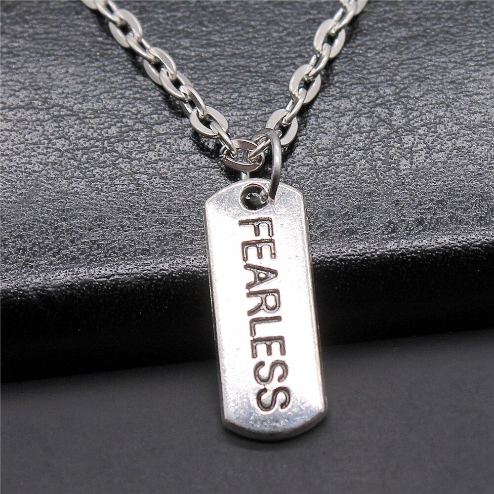 Mode 2 Kleuren 21X8Mm Fearless Tag Charms Hanger Necklacefor Vrouwen Sieraden Producten: Antique Silver Plated