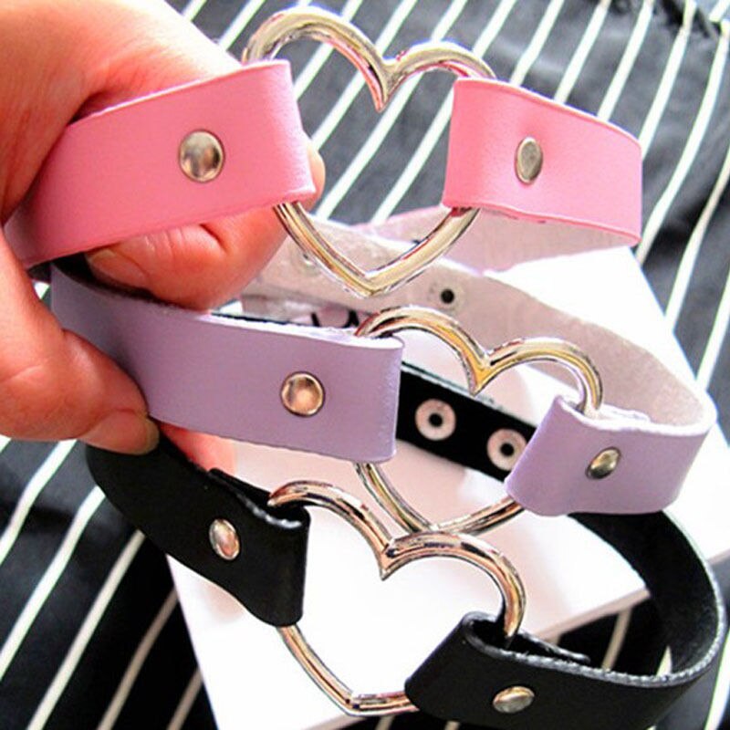 Moderna y CHIC gargantilla para mujer, de piel sintética, hecha a mano con remache estilo Punk y anillo redondo, Collar de corazón, joyería nueva