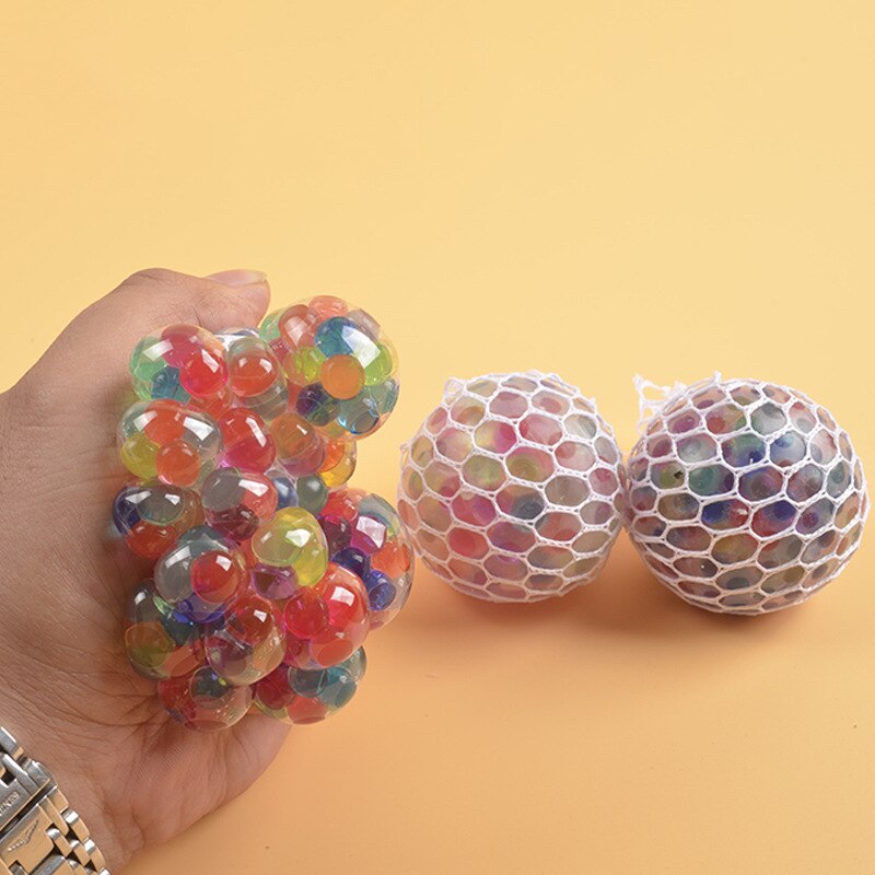 Stressavlastning presse drueballer avlaste trykkballer håndfidget leketøy regnbue nyskapende klemme ball mesh squishy baller