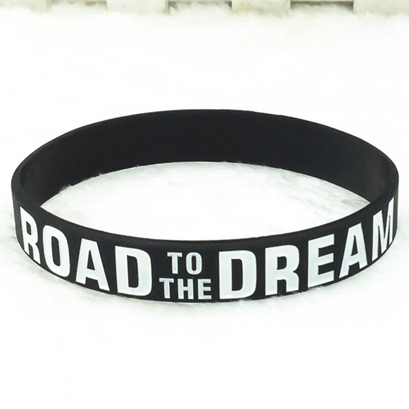 "Road To The Dream""never Give Up"Motivational Bracelets Silicone Rubber Band Elastic Inspirational Bracelets: BK