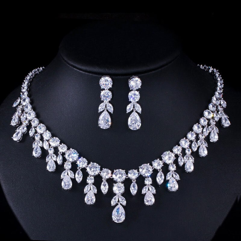 Wedding Jewelry Sets for Charming Women Dresses Dating Accessories Green Glass Crystal Necklace Earrings Sets