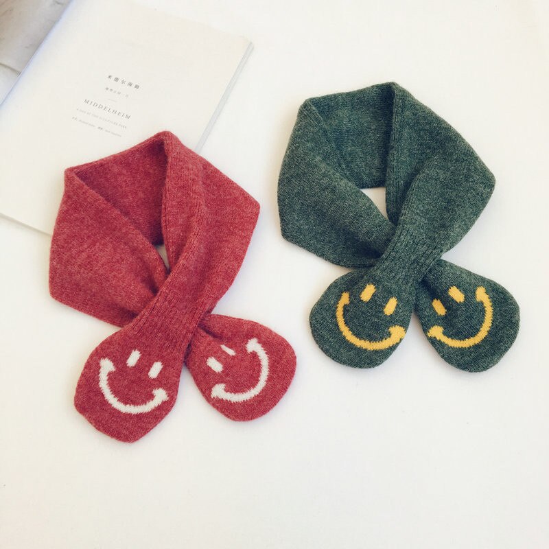 Style coréen hiver bébé filles garçons mignon dessin animé tricoté écharpe enfants doux tout-match croix foulard