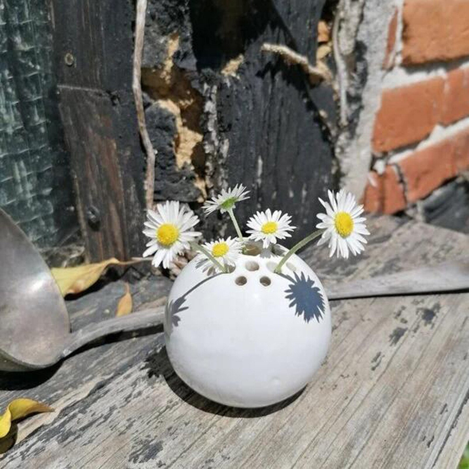 Ceramic Handmade Vase Flower Stone Table Decor Round Flower Vase with Holes Table Ornaments For Living Room