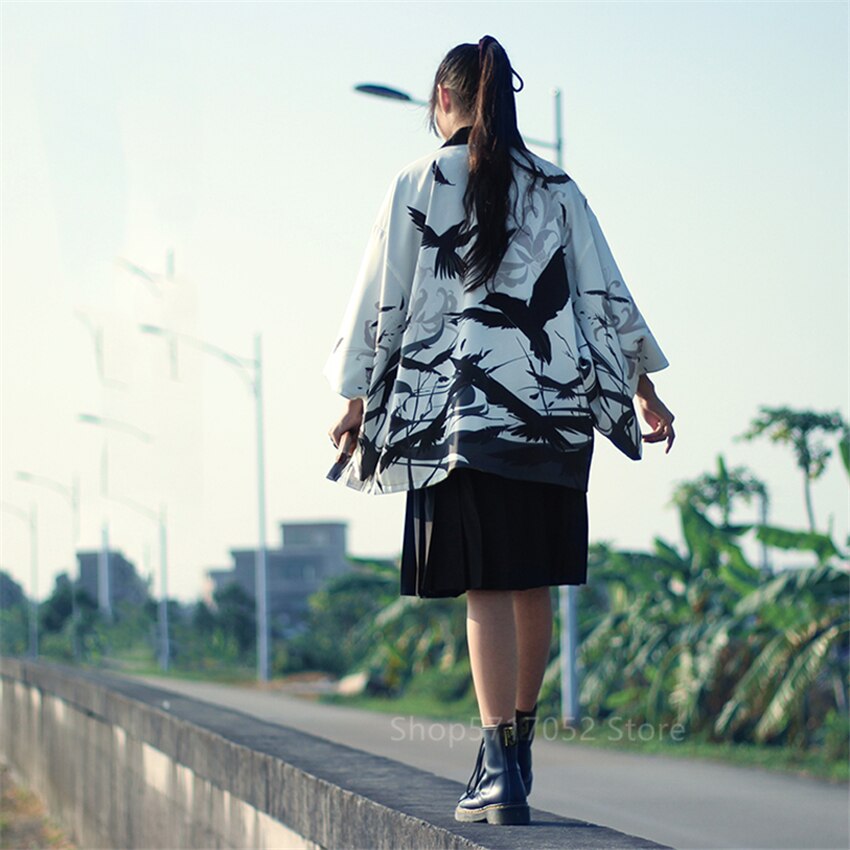 Kimono cardigan drieduizend kraaien doden vrouw jurk japanse stijl haori samurai kostuum mannen aziatische kleding zwart wit yukata