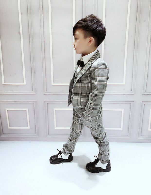 Ragazzi BlackBlazer 3 pz/set Abiti Da Sposa per Boy Formal Dress Suit Ragazzi abito da sposa Kid Smoking Page boy Outfit 3 pezzi