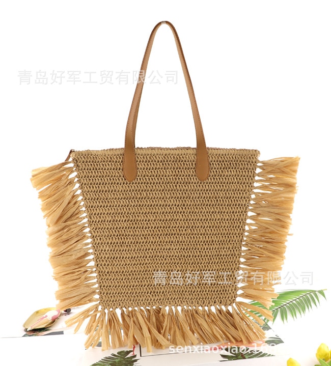 raw edge mustache tassel straw bag large capacity shoulder woven bag casual female beach handbag Woman shopping bag: brown