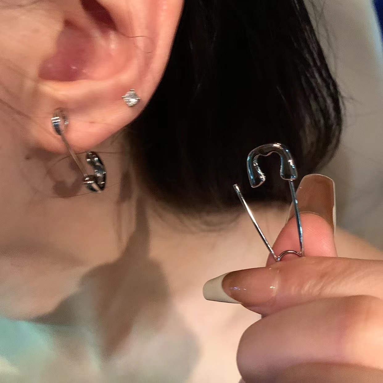 Pendientes coreanos Punk Rock Grunge de Color plateado con pasador de seguridad de Metal para mujeres y hombres, accesorios de joyería estética EMO Y2K de los años 90