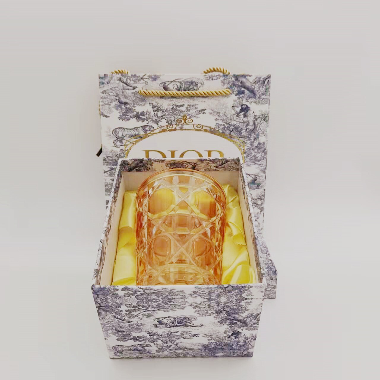 Whisky Glass Cup Box Set Crystal Cup Milk Juice Milk Tea Cup Household Lattice Water Cup Single: Orange-Gift Box