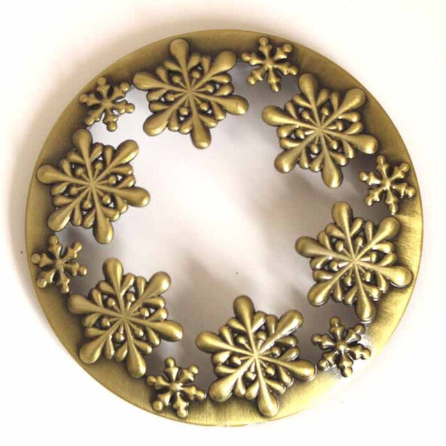 Iron Art Scented Candle Smart Cover Zinc Alloy Heat-gathering Scented Candle Iron Cover Smart Cover Metal Covers Heat-resistant: 6 8cm gold snow