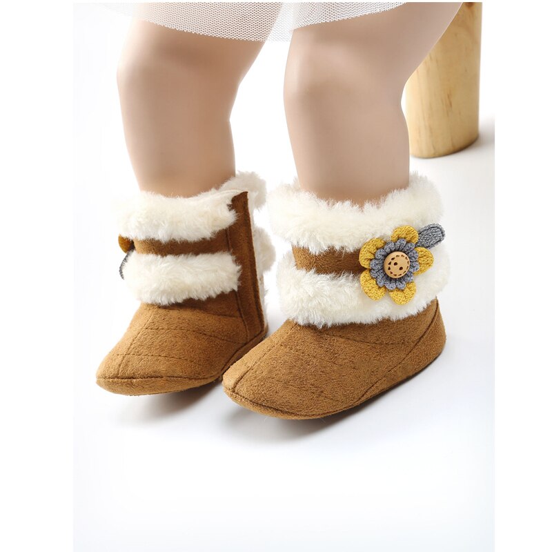 Botines cálidos de invierno para bebé recién nacido, bonitos para niña, zapatos de cuna de princesa florales, botas de nieve suaves para niñas pequeñas, Prewalker