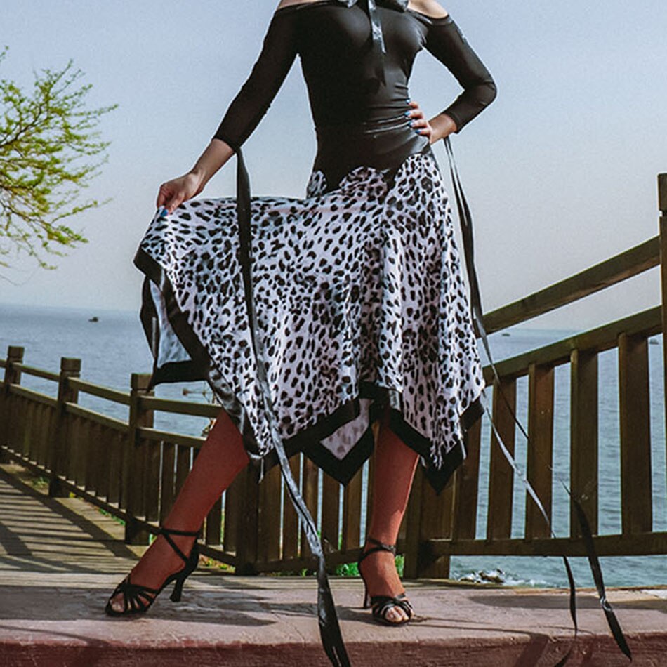 miejsce patchworkowy projekt kobiety spódnica robić tańca latynoskiego spódnica robić tańca latynoskiego praktyka tkaniny samba tango czacza taniec wydajność LP483