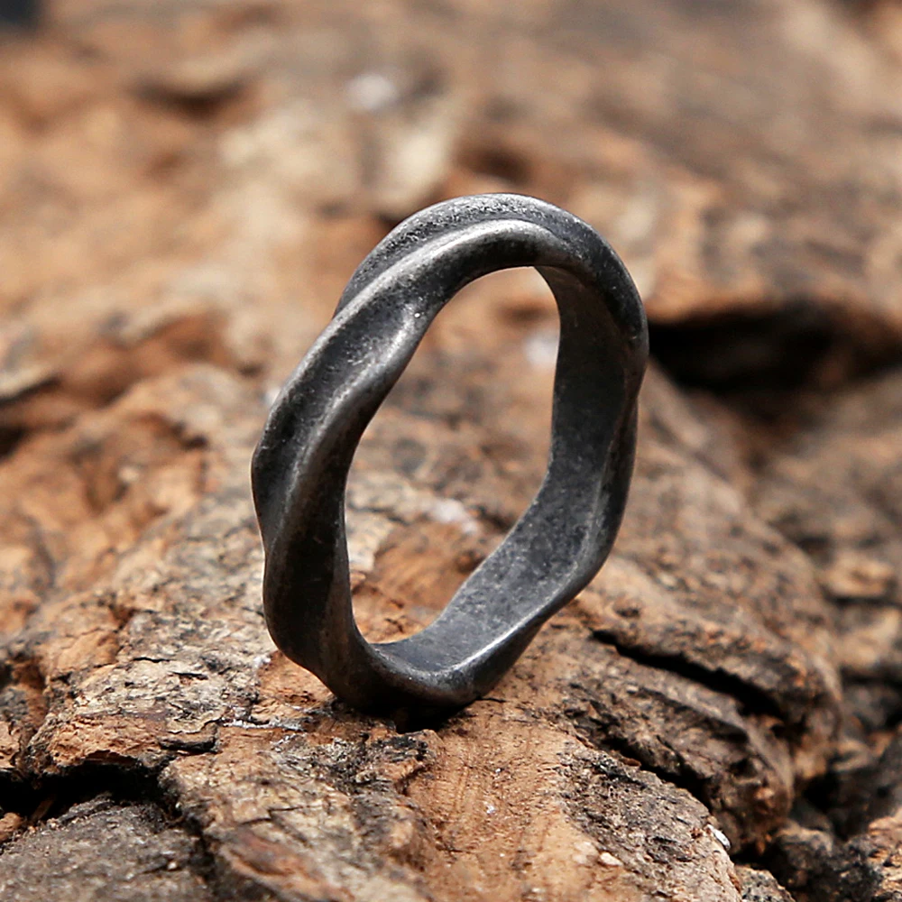 Anillos Mobius de acero inoxidable 316L de Punk, anillo de dedo Simple gótico Vintage para parejas para hombres y mujeres, joyería de motorista al por mayor