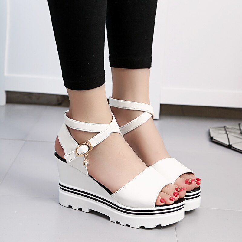 Sommer Koreanische Muffin fisch kopf frauen sandalen mit plattform sandalen wilden einfache schuhe schüttelte mit studenten in m698