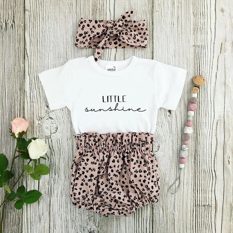 0-18M Sommer Nette Baby Mädchen Kleidung setzt 3 stücke wenig sonnenschein knapp gedruckt Karosserie Blumen kurze Hose Stirnband