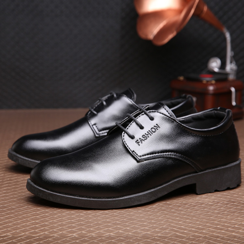 Miesten pienet kengät, puvun kengät, vapaa-ajan kengät, englanti, mustat, pehmeät ja teräväkärkiset kengät, miesten kengät, muodolliset kengät, miesten