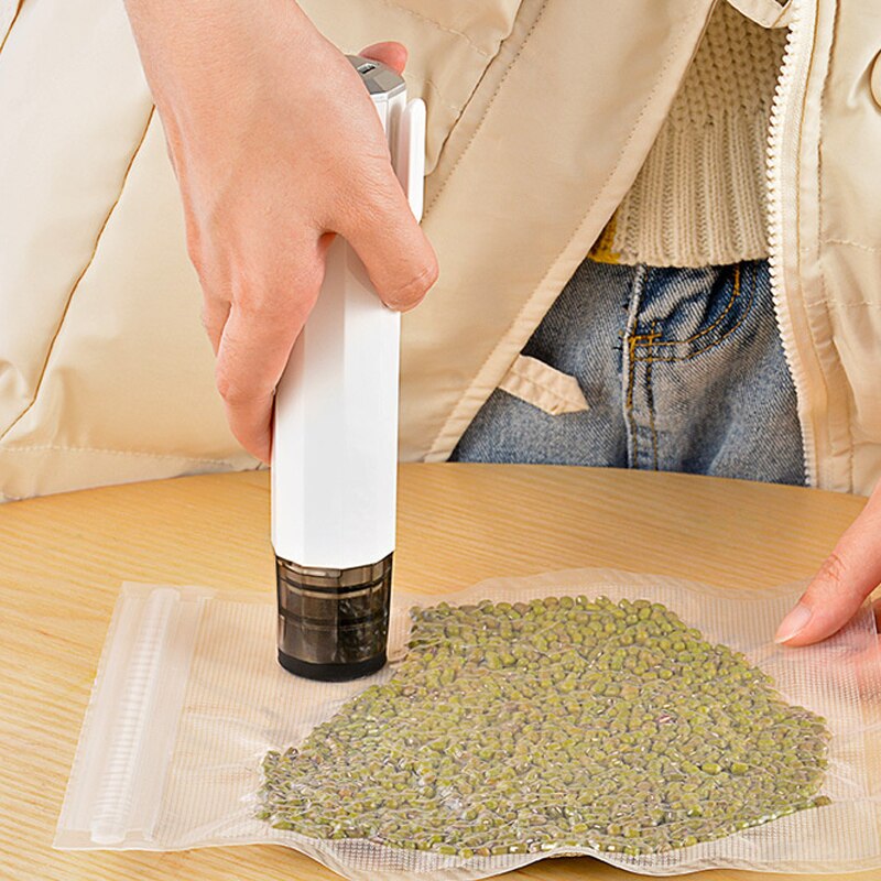 Handheld Vacuum Machine Food Vacuum Compression Bag USB Rechargeable Intelligent Electric Air Pump Food Bag Mini Vacuum Machine