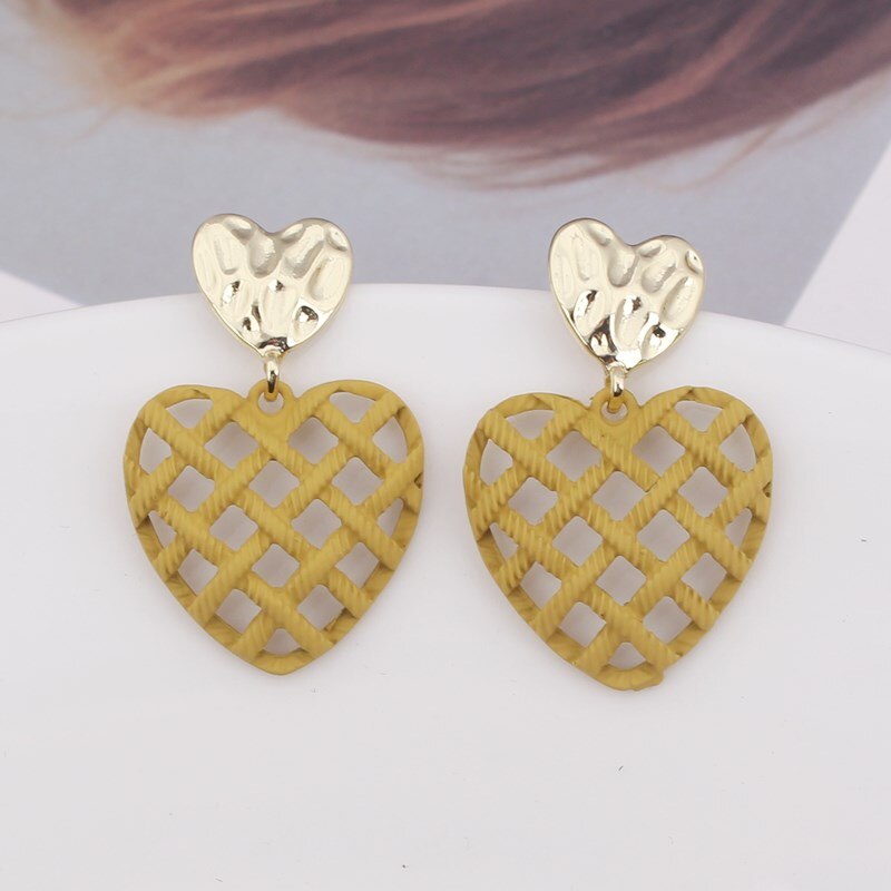 Korean Style Grid Hollow Heart Earrings for Women Print Metal Heart Wedding Party Jewelry Girl Boucles d'oreilles: EK3615