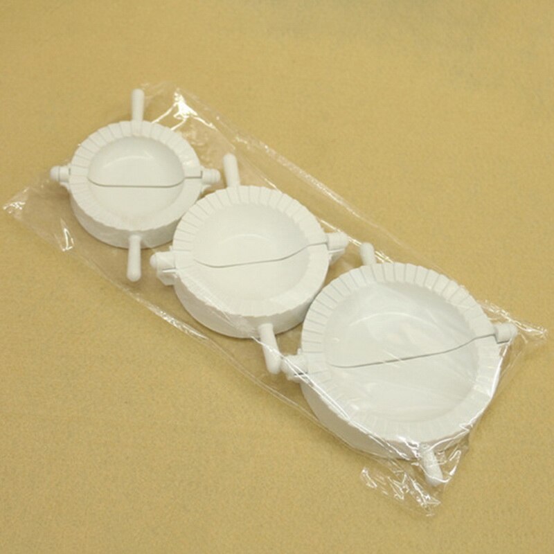 Kitchen Fast Dumpling Molds Plastic Dough Press Dumpling Pie Ravioli Mould Cooking Pastry Household Chinese Food Jiaozi Maker: a Set