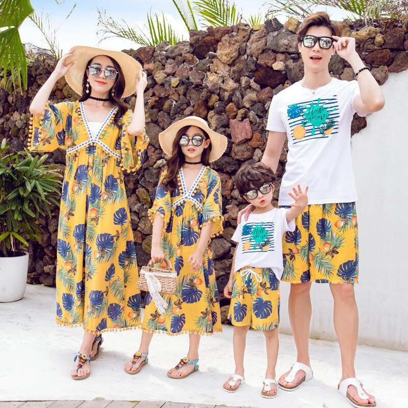 Papa Mutter und Baby Vater Sohn Hemden murmeln und Tochter Baby Passende Kleidung Beiläufige Lange Felsen Böhmen Mutter und Tochter kleid