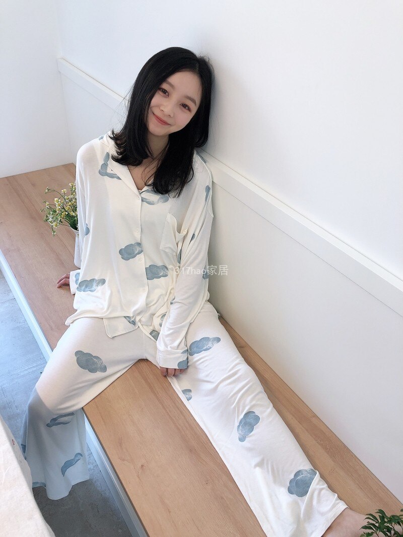 Japanese spring and Autumn thin pajamas gelato Modal cotton clouds long sleeve pantsuit crescent soft home wear sleepwear