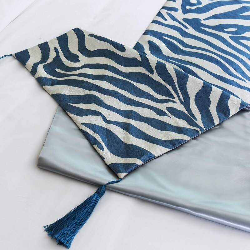 Cilected klassisk zebra leopard säng löpare polyester sängöverkast säng flagga/handduk dekorativa sängöverdrag för hem hotell