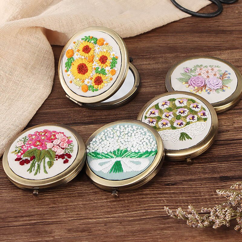Gør-det-selv blomsterbroderi spejlsæt blomster mønstre håndarbejde sæt håndlavet sammenfoldelig makeup spejl gynge kunst håndværk boligindretning