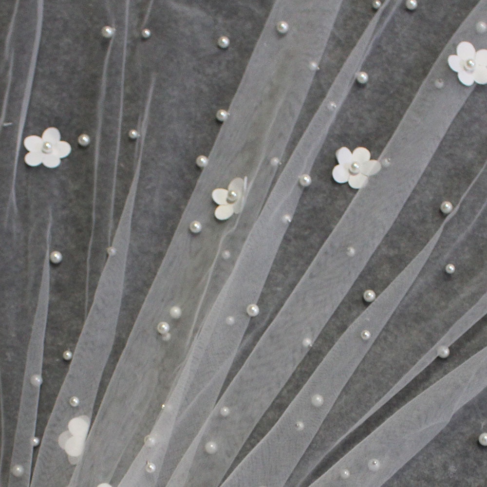 Neue Perlen Hochzeit Schleier mit Blumen SchöNe Perle Braut Schleier Metall Kamm Eine Schicht Braut Schleier Hochzeit Zubehör