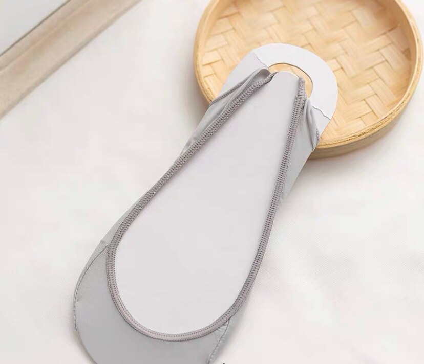 RSLOVE Vrouwen Antislip Kanten Kousen - Siliconen Zijde Strakke Hoge Hold Up Kous voor Vrouwen, Rood, One size