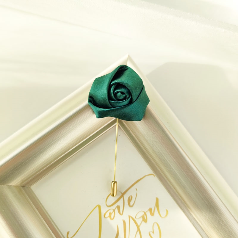 Alfileres Boutonniere para novio para hombre, ramillete de boda, broche para mujer, flores, rosas, ojal de seda para padrino de boda, accesorios para traje de matrimonio, graduación A: Verde