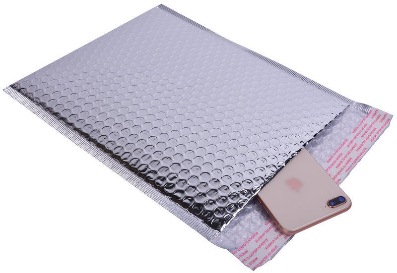 20pcs Large Waterproof Packaging Bags with Padded Bubble Silver Foil Bubble Mailer Mailing Envelope 23X30cm with 4 cm